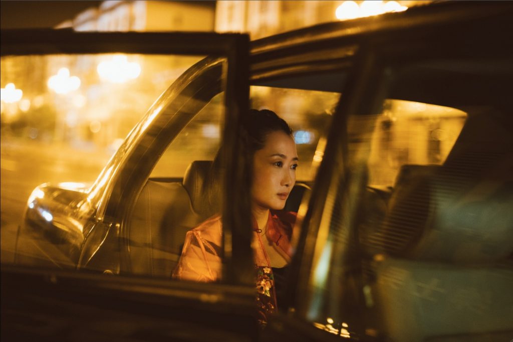 Una scena da «Les Eternels (Uomini e donne di fiumi e laghi)», di Jia Zhang-ke