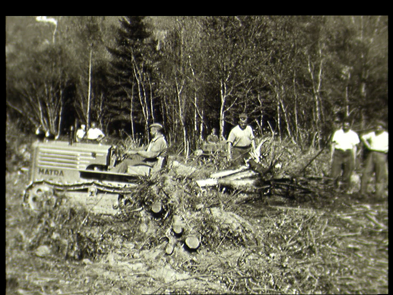 I primi trattori cingolati usati in Ticino (lanostrastoria.ch)