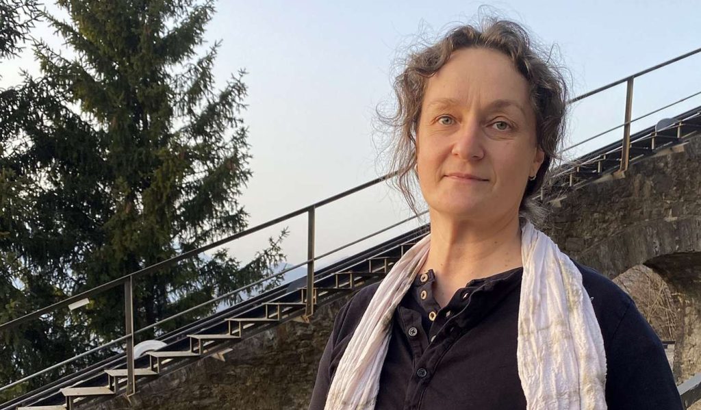 Manuela Mazzi è nata a Locarno nel 1971 (KM)