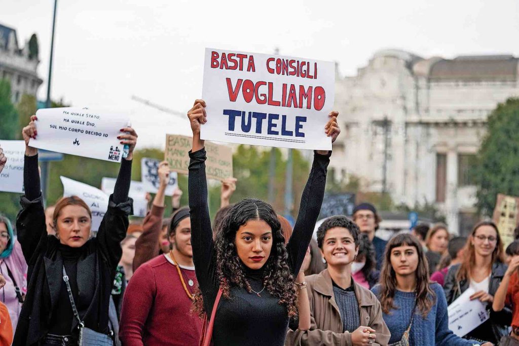 Una recente manifestazione per il diritto all’aborto a Milano (Keystone)
