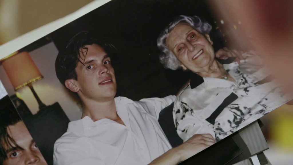 Stéphane Riethauser insieme alla nonna (YouTube)