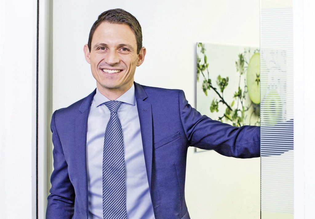 Christoph Sax, 42 anni, è dottore in economia e dal febbraio 2017 economista capo della Banca Migros (Nik Hunger)