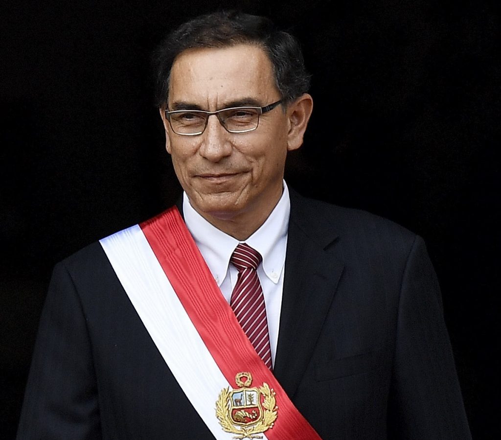 Il presidente peruviano Martín Vizcarra ha preso le distanze dalla magistratura (Wikipedia)
