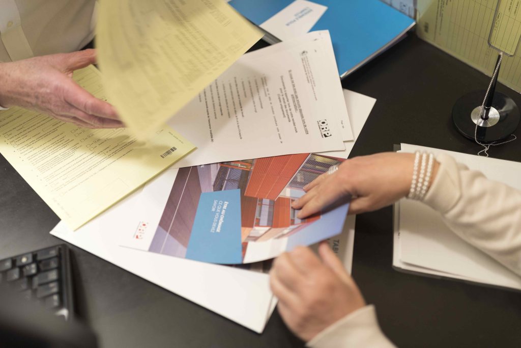 A volte conviene far ricorso alla disoccupazione anziché accettare un prepensionamento (Keystone)