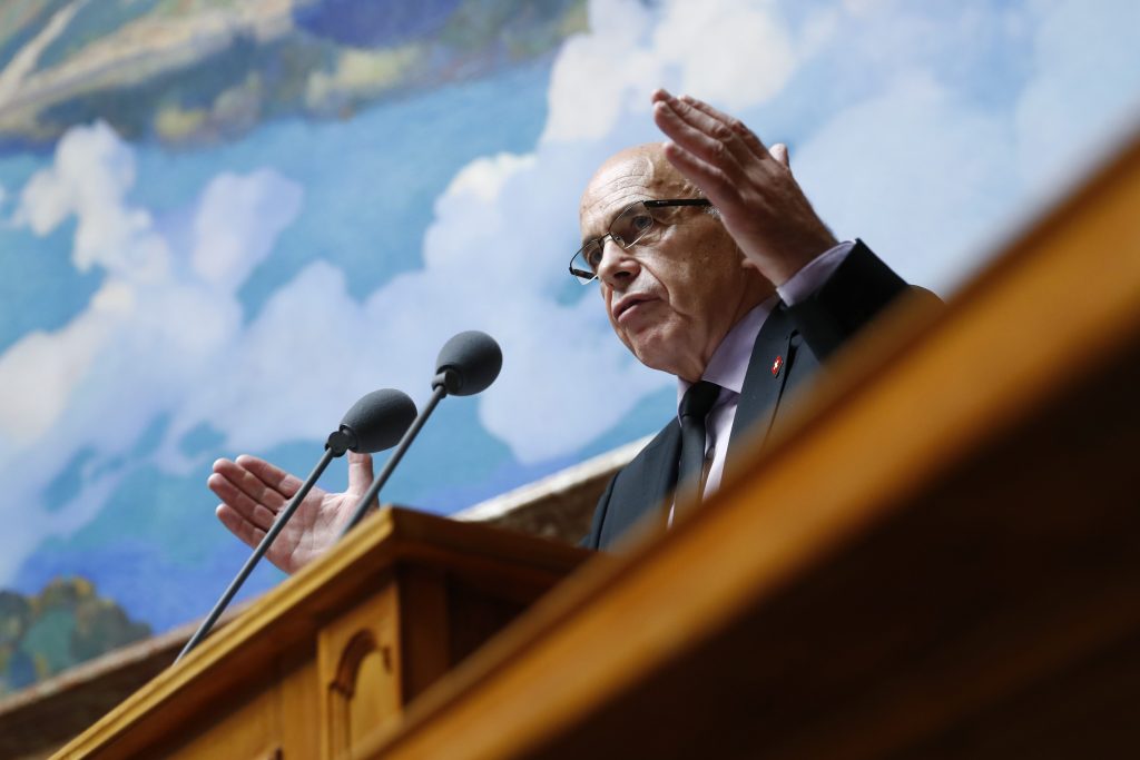 Il compromesso che ha raggiunto Ueli Maurer sulla fiscalità delle aziende sembra avere basi poco solide (Keystone)