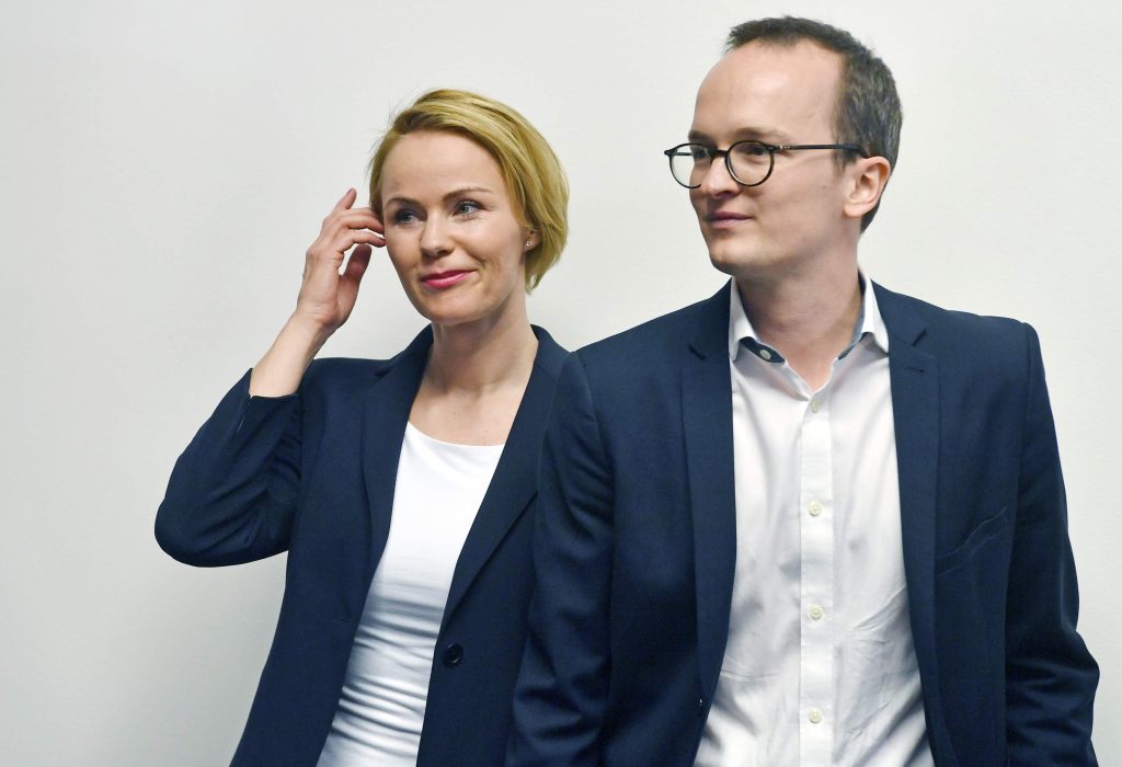 I due neo-eletti nel Consiglio di Stato di Zurigo, Natalie Rickli (UDC) e Martin Neukom (Verdi) (Keystone)
