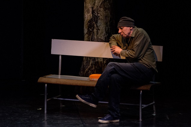 Danio Manfredini è anche protagonista della pièce «Luciano» (foto Manuela Pellegrini)