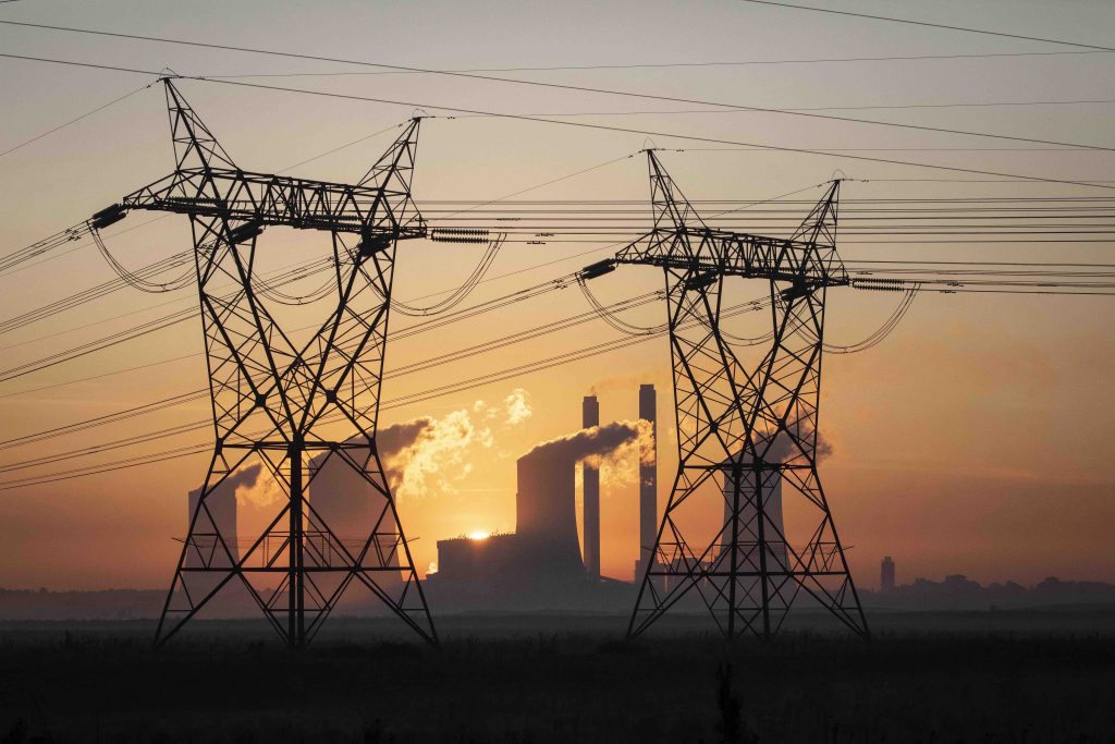 2. Linee elettriche vicino alla centrale a carbone Lethabo di Eskom, Johannesburg (Keystone)