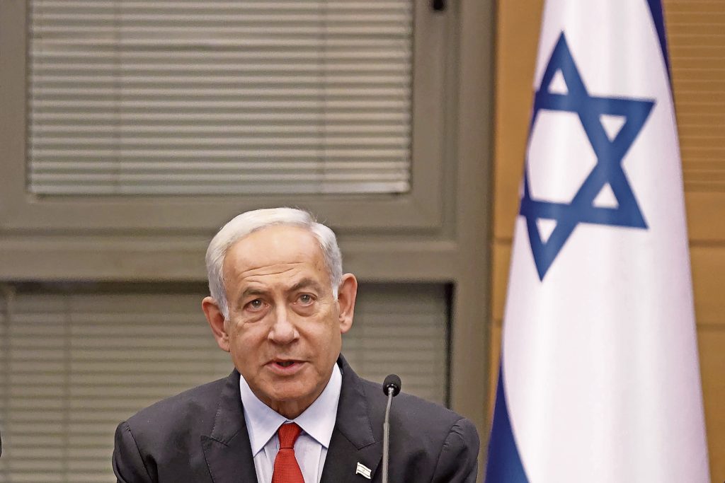 Nel Governo di Netanyahu, nella foto, ultraortodossi e formazioni di estrema destra sionista (Keystone)