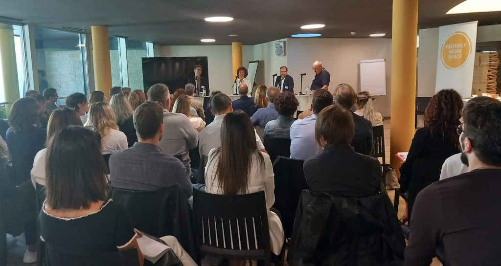 Un momento dell'incontro dedicato al benessere in azienda