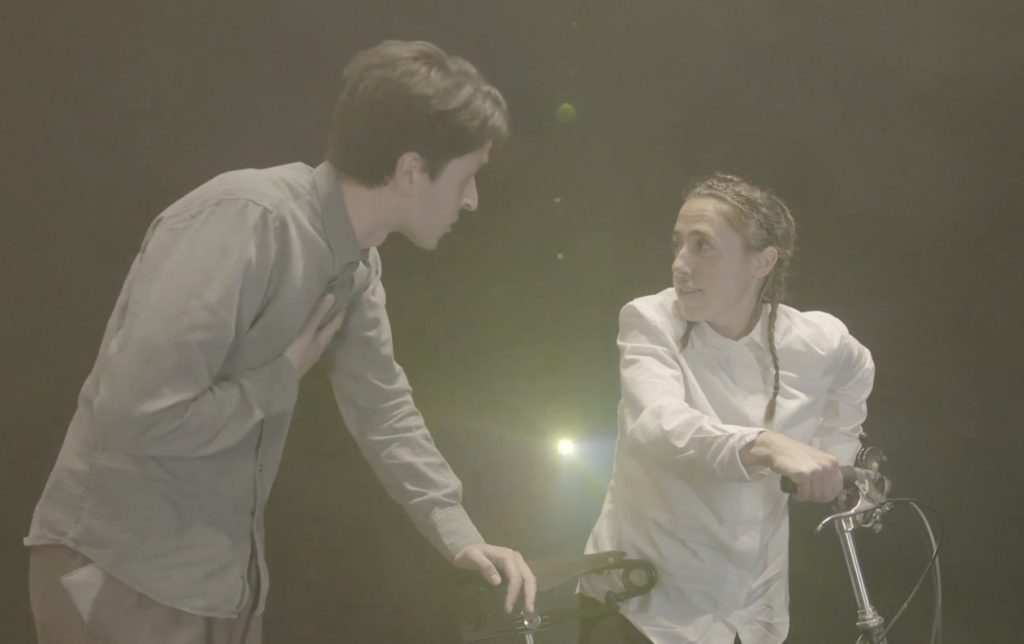 Luca Massaroli e Alessandra Francolini in una scena di Totentanz-I diari