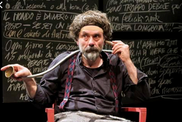 L’attore e regista Emanuele Santoro (© Emanuele Santoro)