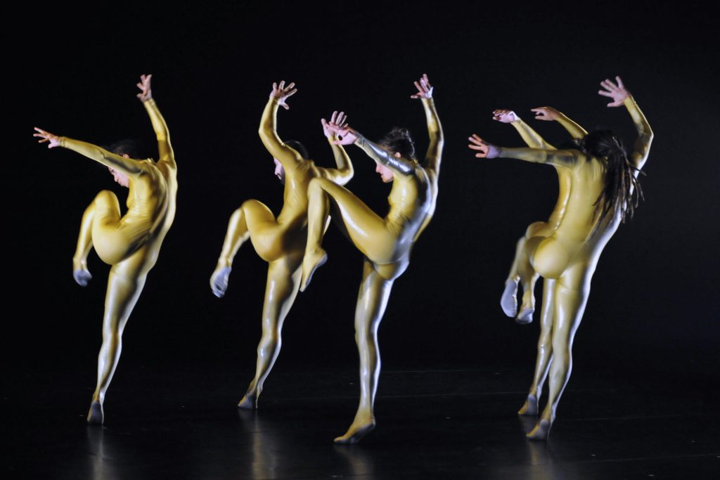 Un momento di Barbarians, del coreografo israeliano Hofesh Shechter (Gabriele Zucca)