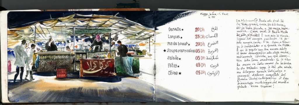 
Uno dei banchetti di stret food in Piazza Jemaa el-Fnaa, a Marrakech, Marocco. Da Mohammed Baolo, allo stand 76, la testa grande costa 70 dirham, 60 la testa piccola e 30 dirham mezza testa media.
Dark side del pianeta vegano dell’esangue occidente. Il popolo mangia carne, si sa. Come a Firenze il lampredotto o a Genova la trippa. E qui a Marrakech il popolo non ha ancora ceduto il passo demografico alla classe media, mediamente istruita ma già dimentica della fame ancestrale.
Se il cibo ha ancora il volto della tradizione, la bevanda lo sta perdendo: regge il thè alla menta, ma dilagano gassate dolciastre. Appena camuffato dal fluente ductus calligrafico il logo bianco-rosso fa capolino nella scritta in arabo. «Ecce Signum! Coca-Cola» (S. Faravelli)
