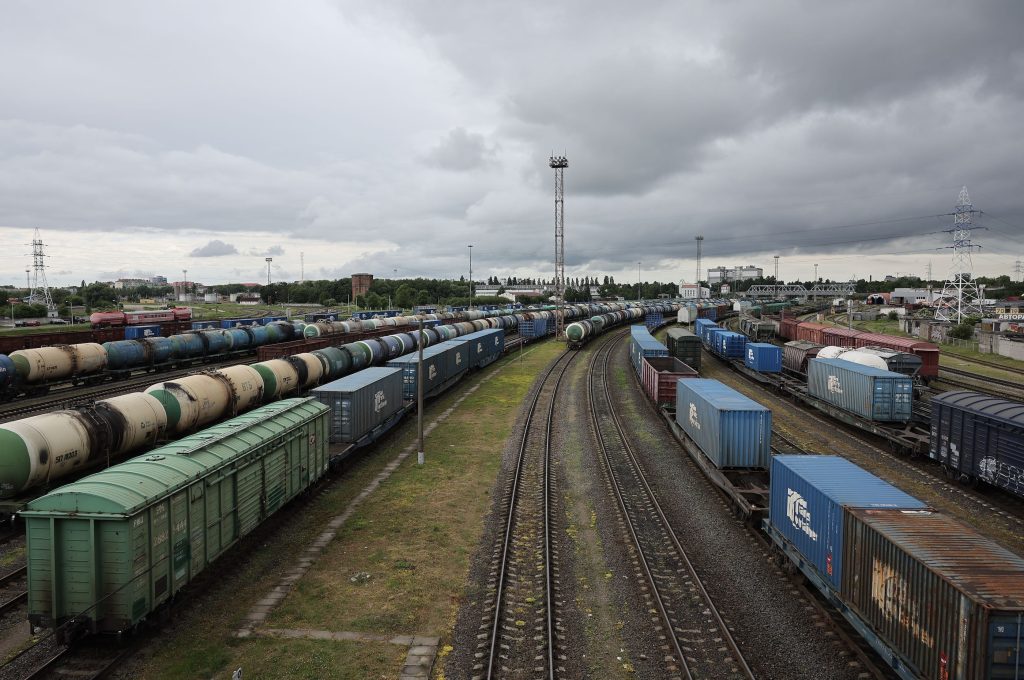 Treni merci bloccati a Kaliningrad (Keystone)