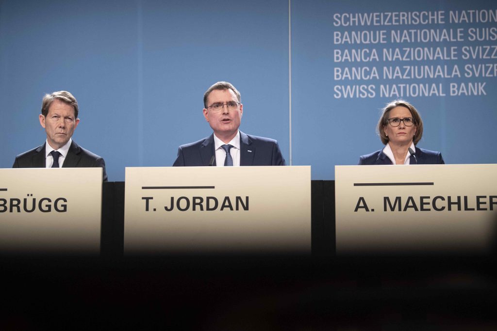 I membri del direttorio della Banca Nazionale Svizzera prevedono altri utili in futuro, ma minori (Keystone)