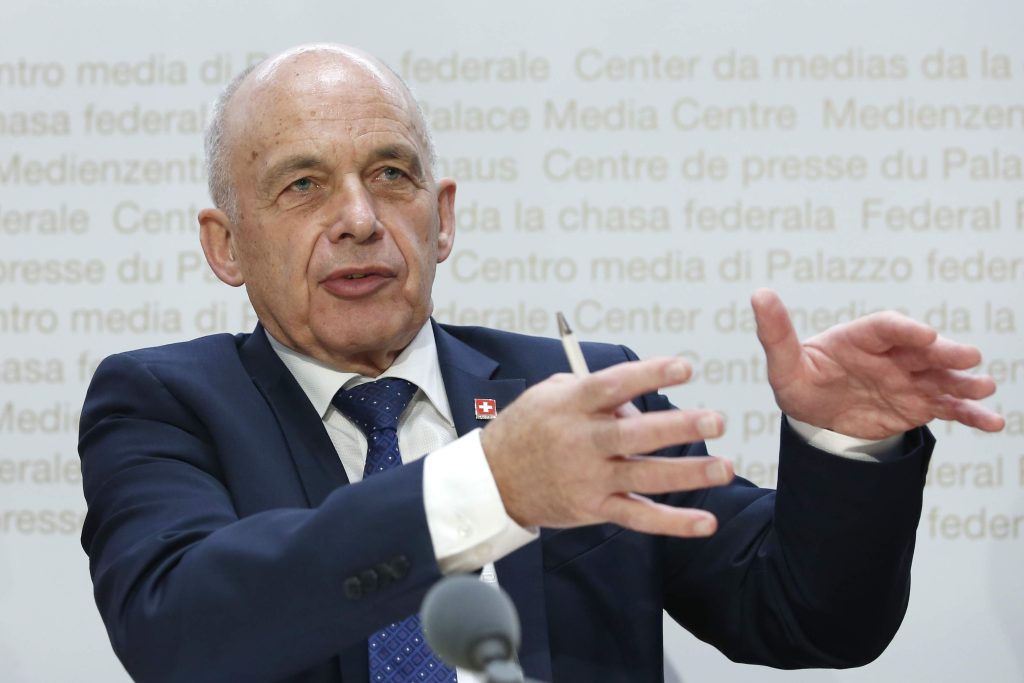 Ueli Maurer, un ministro delle finanze in una posizione invidiabile (Keystone)