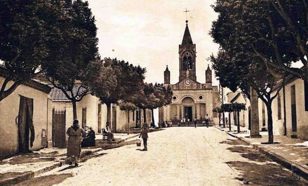 La chiesa di Zeralda, Algeria in un'immagine degli anni 50