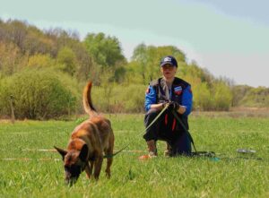 Fiuto e coraggio tra i campi minati
